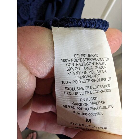 Jolt Navy Blue Sleeveless Lace Dress with Button Closure on Back Women's Size Me - Picture 9 of 10